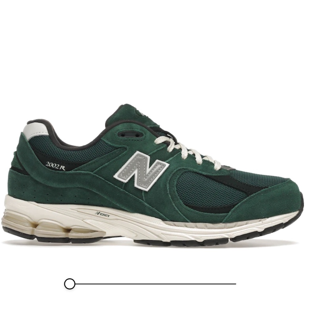 New Balance 2002R Nightwatch Green